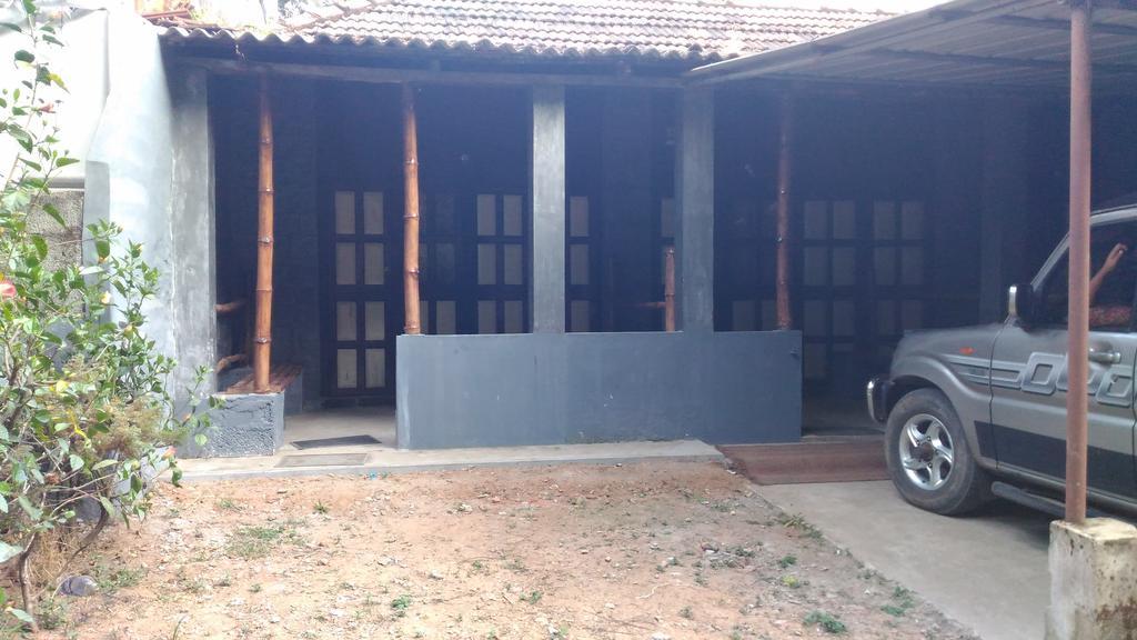Wood House Munnar Villa Exterior photo